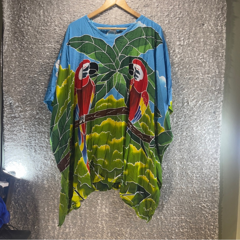 Island Planet Colorful Batik Toucan Caftan Rayon Free Size Colorful Resort